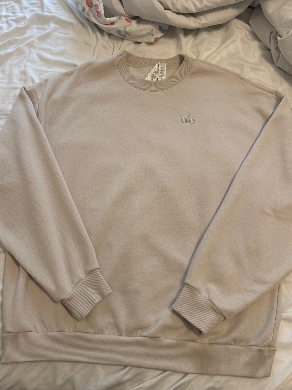 ALO Yoga Crewneck Sweatshirt in Bone